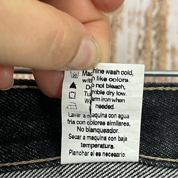 Faded Glory, Black Relaxed Fit Jeans. Size 42x30. In excellent condition! - Picture 5 of 6